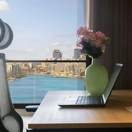 Designer Sea View In Location Apartment