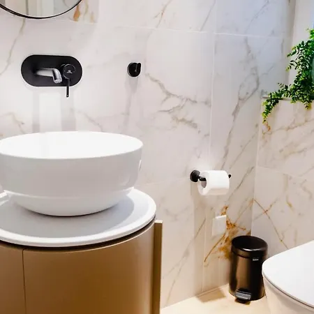 Апартаменты Designer Sea View In Location Слима
